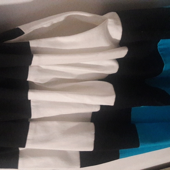 MAGGY LONDON ! DRESS sz 8 - Picture 8 of 8